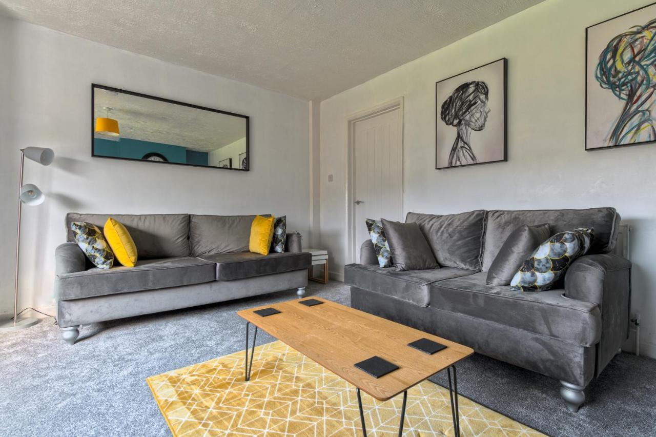 Rookwood House - Spacious Home With Free Parking - Short Stay Leeds Leeds  Exterior foto